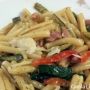 Caserecce zucchine, peperoni e pancetta
