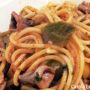 Spaghettoni con sugo di calamari della Patagonia e peperoni