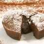 Tortino con il cuore morbido di cioccolato e arancia